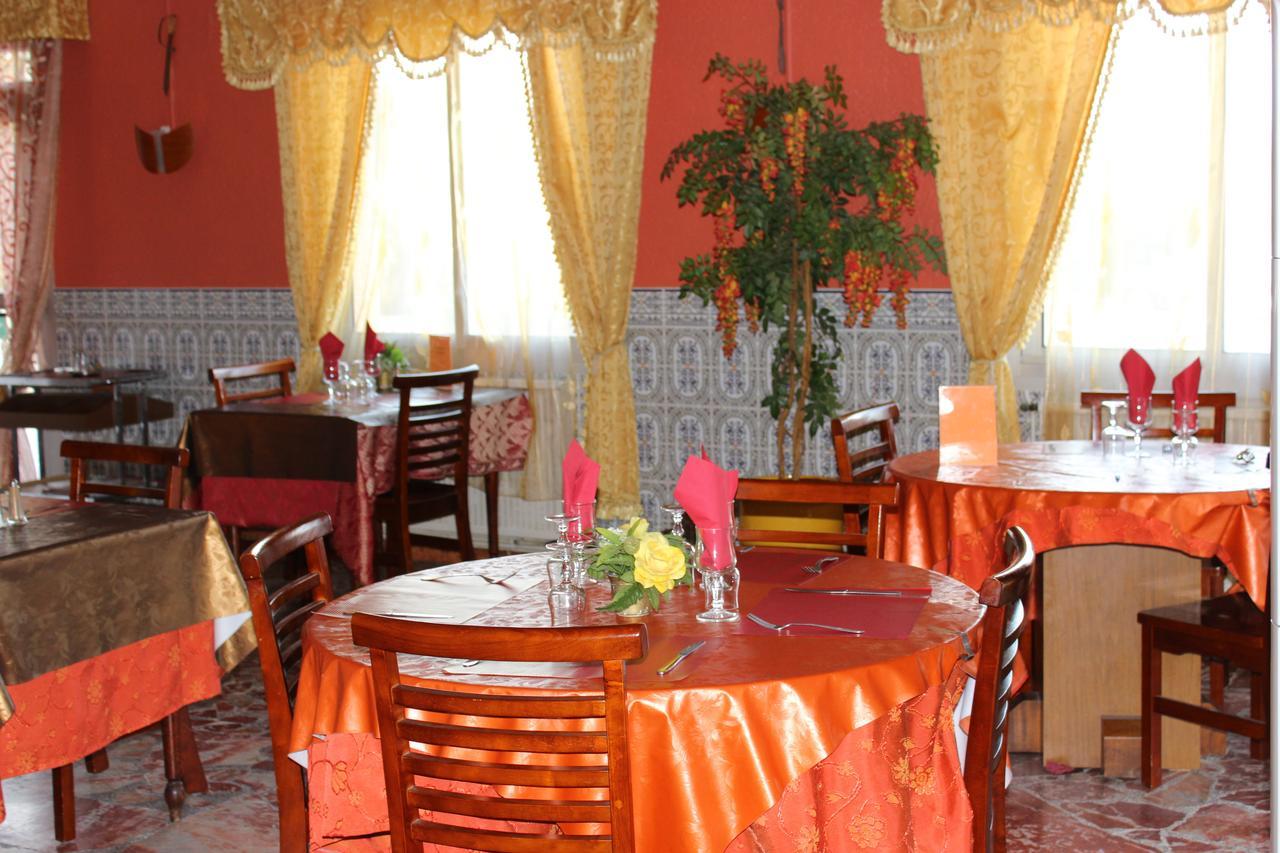 Hotel Restaurant La Garenne Tresserre Εξωτερικό φωτογραφία