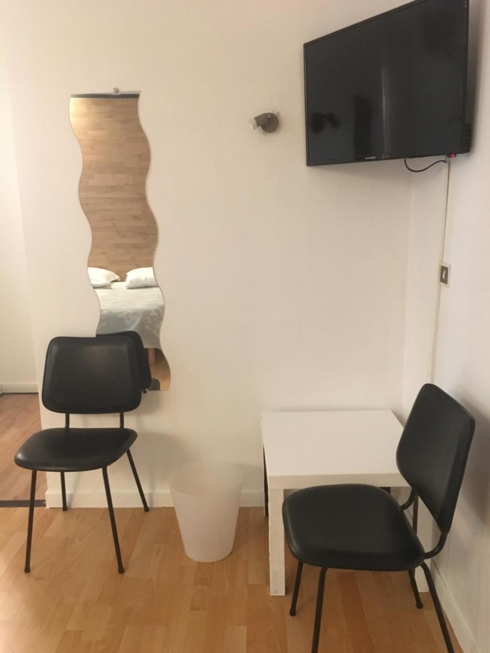 Hotel Restaurant La Garenne Tresserre Εξωτερικό φωτογραφία